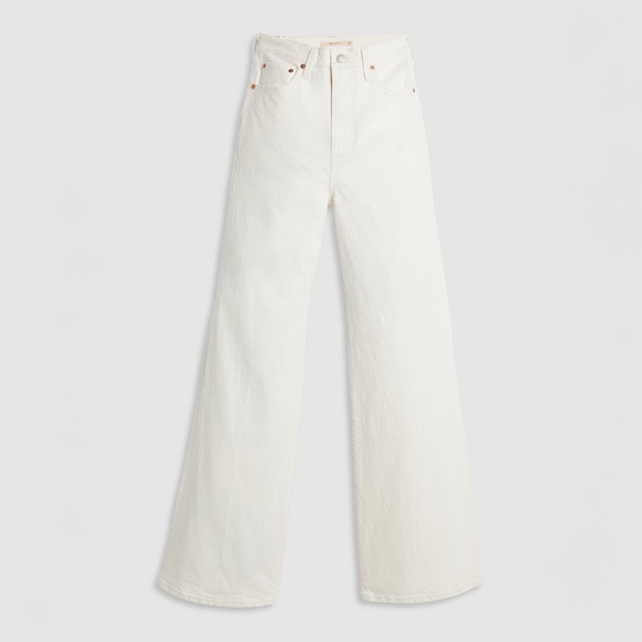 Levi’s Ribcage Bell Jean - Picture 3 of 5